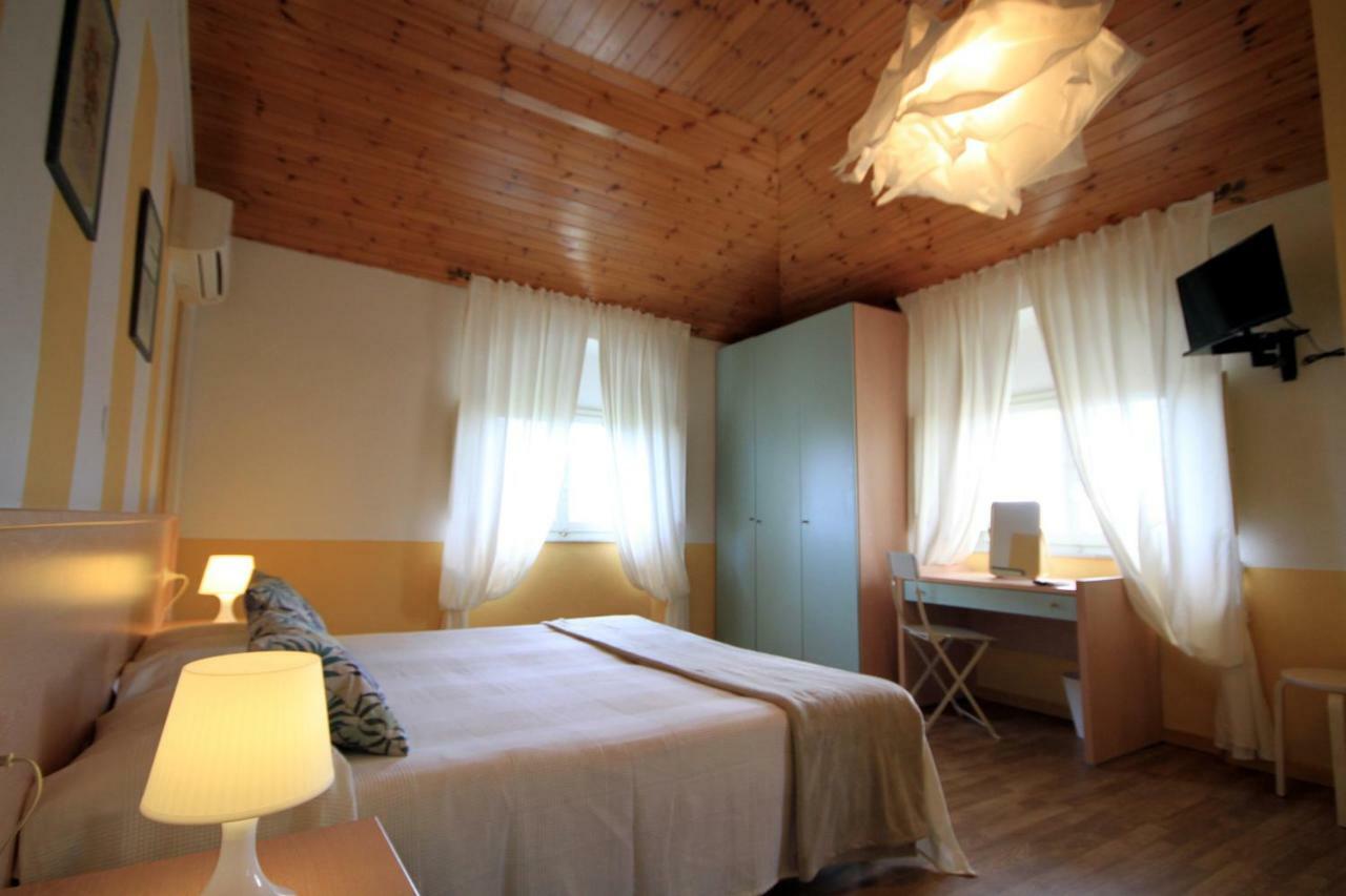 Albergo Villa Gradita Форте дей Марми Екстериор снимка